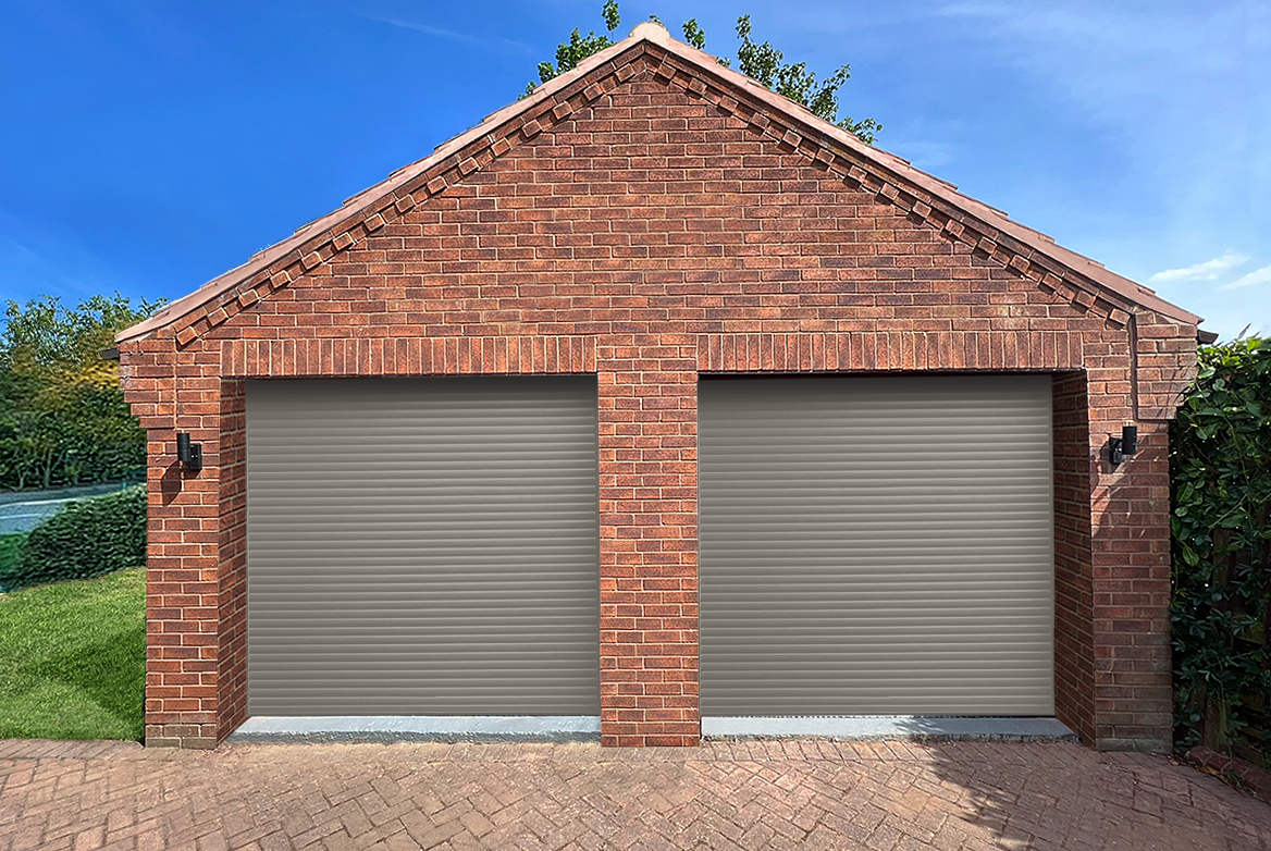 TS 2023 GARAGE DOOR LIGHT BEIGE BS 08B17 WEB ROOMSET ROLLER