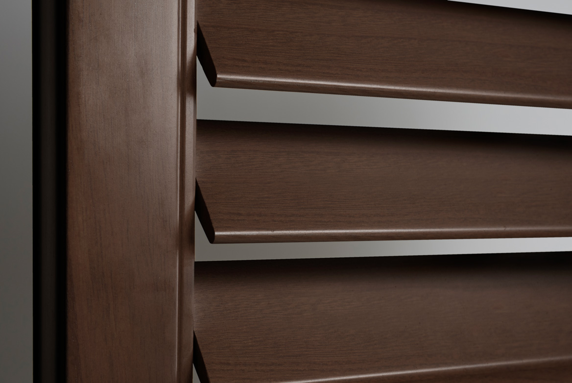 Ts 2021 Shutters Lightbox 2 Burnished Coal 1168X782