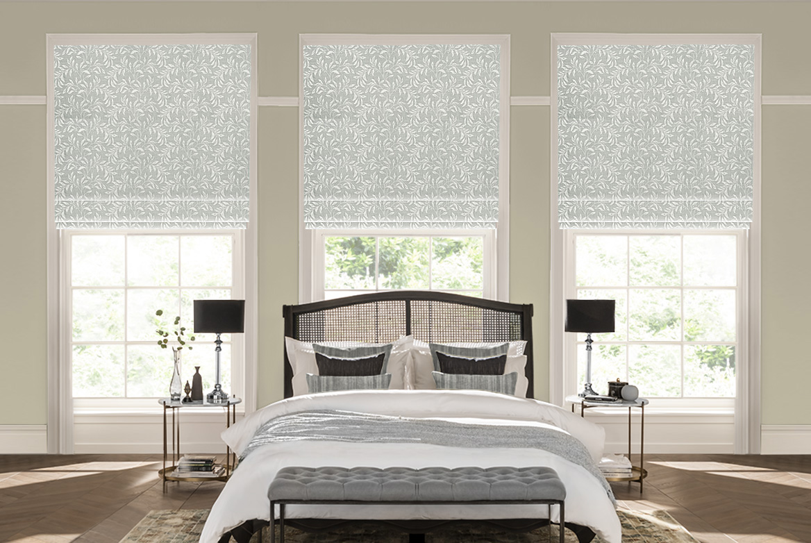 TS 2023 ROMAN BLINDS ROOMSET LANTANA SILVER