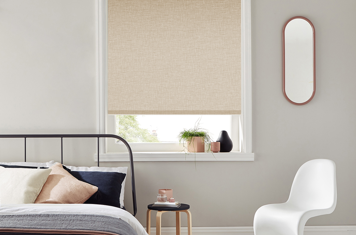 TS 2023 ROLLER BLIND WEB ROOMSET BLACKOUT ODELL PRALINE