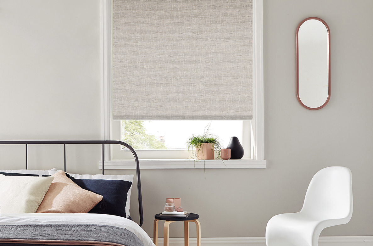 TS 2023 ROLLER BLIND WEB ROOMSET BLACKOUT ODELL IRON