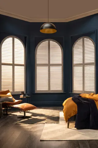 Shutters Product Style Carousel Shaped 1280